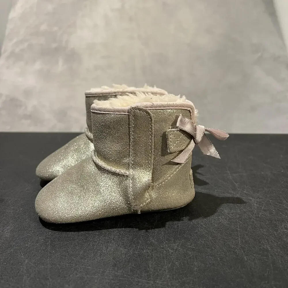 UGG Jessie Bow II Boots Infant Size 4/5c Gold Shimmer Shearling Crib 1019630I